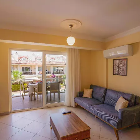 Sunset Aqua Lettings Appart hôtel *